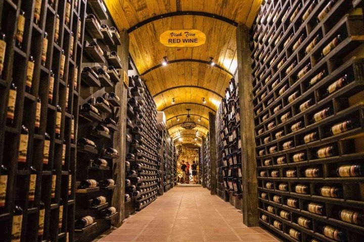 Rượu vang Đà Lạt đặc sản cao cấp