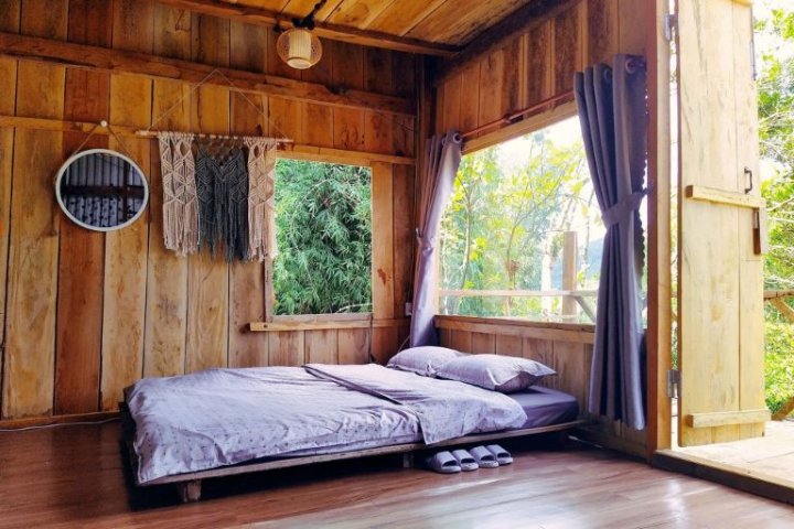 Măng Đen - Phiên Nhiên Homestay: Chốn nghỉ dưỡng thanh bình giữa tự nhiên.