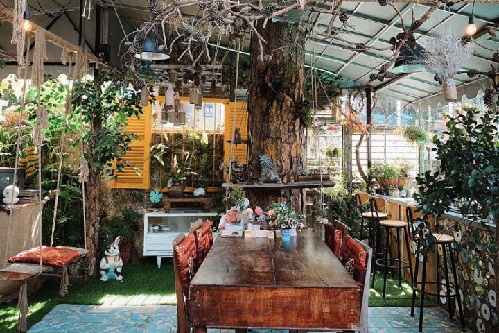 Lặng Art Coffee Đà Lạt: Trải nghiệm nghệ thuật và bình yên tĩnh lặng