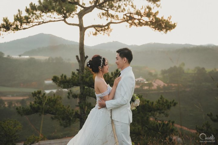 Đánh giá Onelike Studio: Tiệm ảnh cưới đông khách nhất Đà Lạt