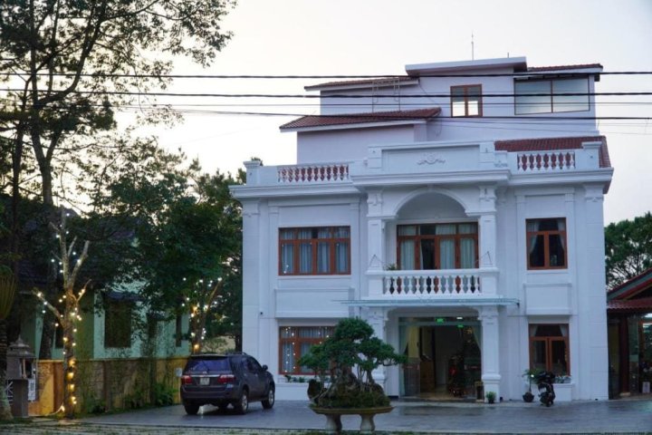 The Kindness Hotel Măng Đen: Khách sạn xinh xắn ở trung tâm thị trấn