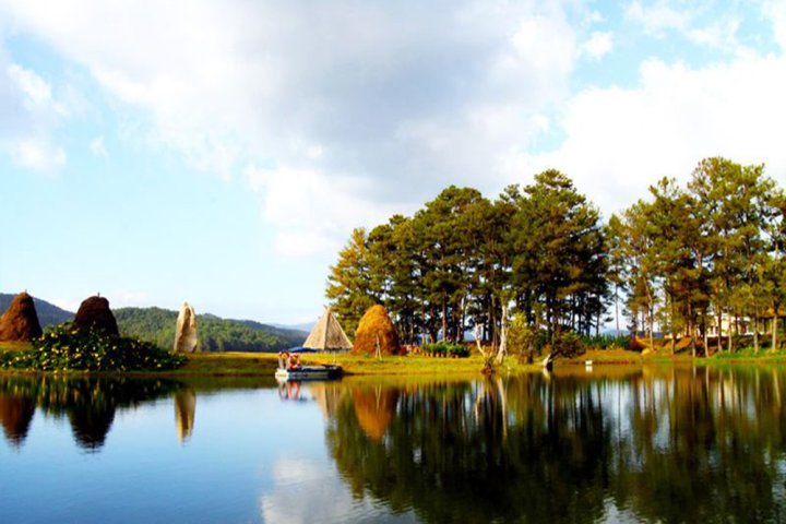 Độc đáo Teambuilding tại Thung Lũng Vàng Đà Lạt: Có gì hấp dẫn?