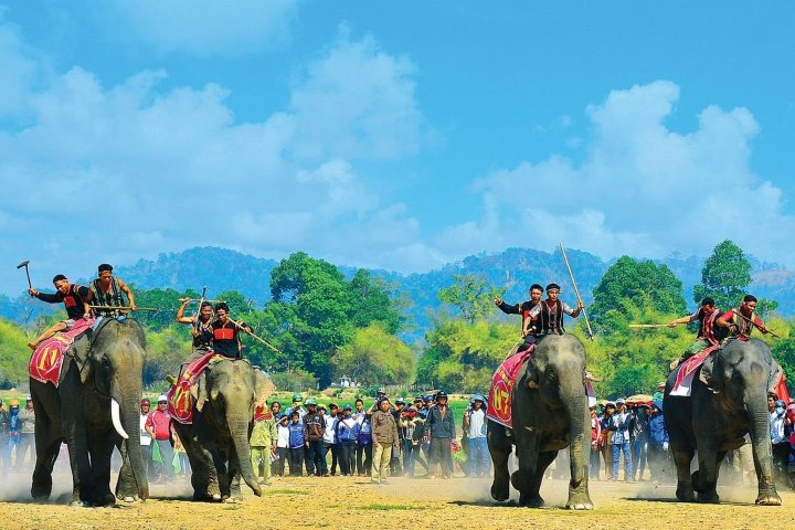 Lễ Hội Đua Voi Tây Nguyên - Hùng Ca Núi Rừng