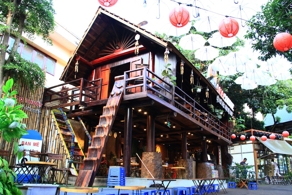 Đường sách cafe Buôn Ma Thuột