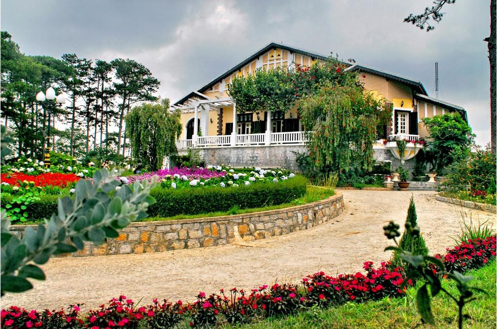Dalat Cadasa Resort