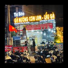 Gà nướng ôm xôi Tư Béo