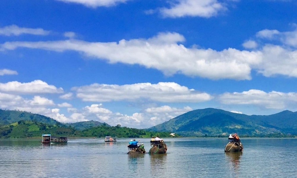 Hồ Lắk