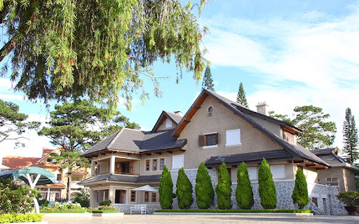 Monet Garden Villa
