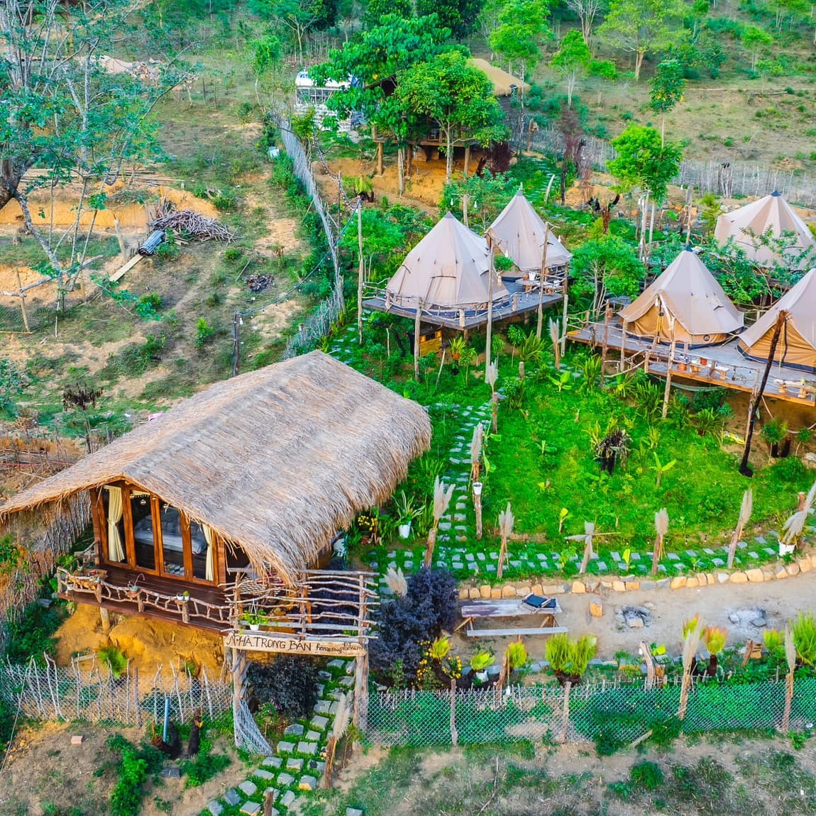 Nhà Trong Bản - Homestay