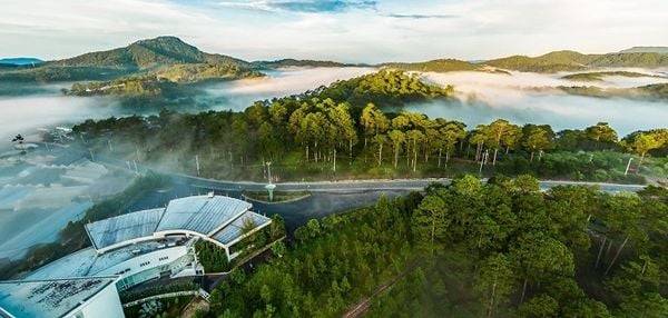 Thủy Hoàng Nguyên Resort & Spa