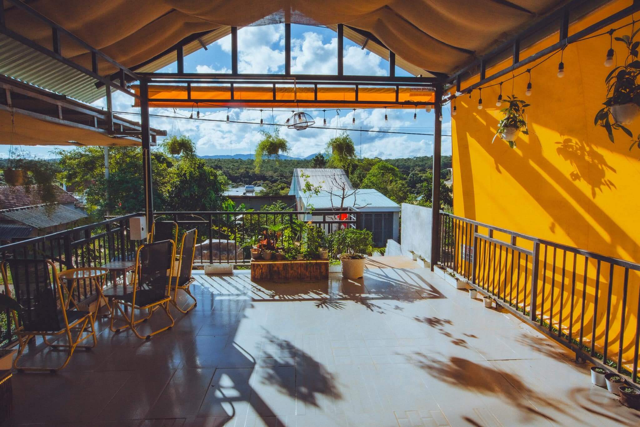 Thien Phu Homestay & Coffee Măng Đen