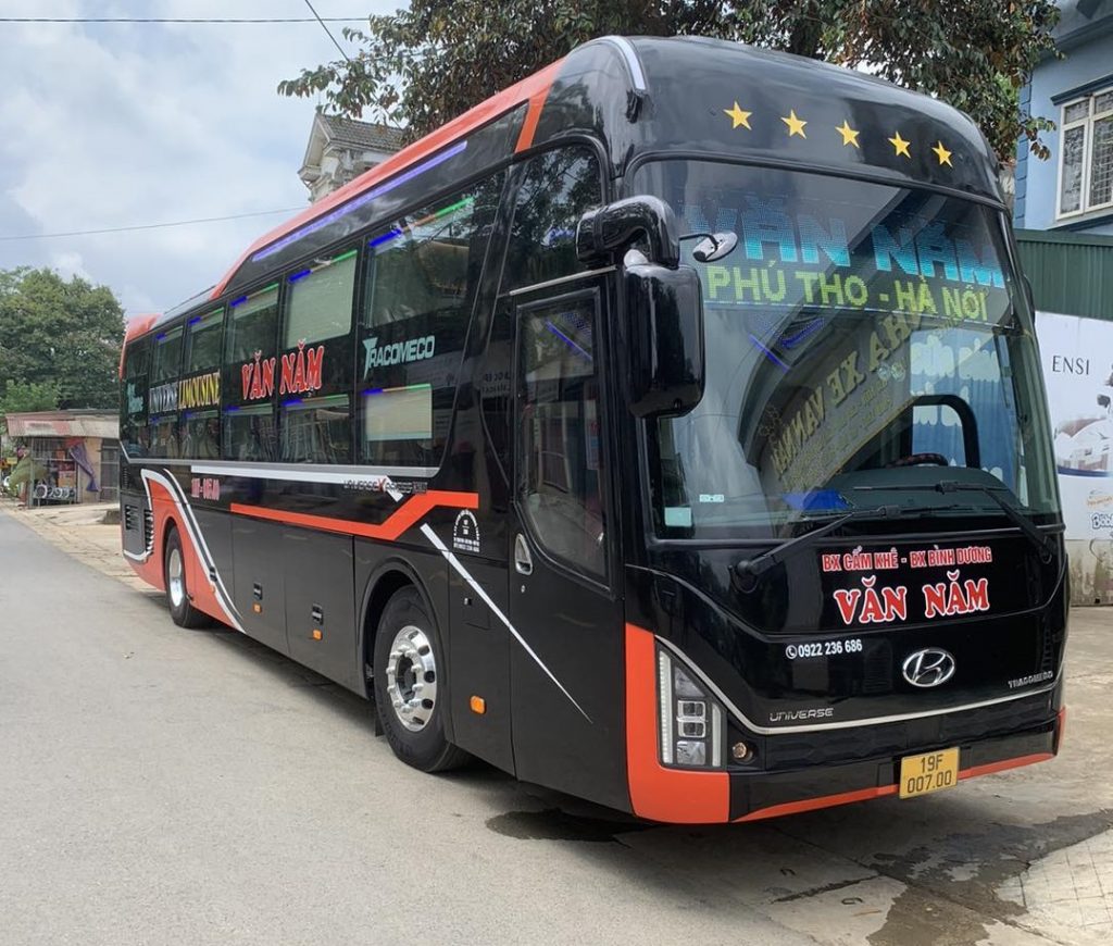 Nhà xe Văn Năm (Văn Nam)